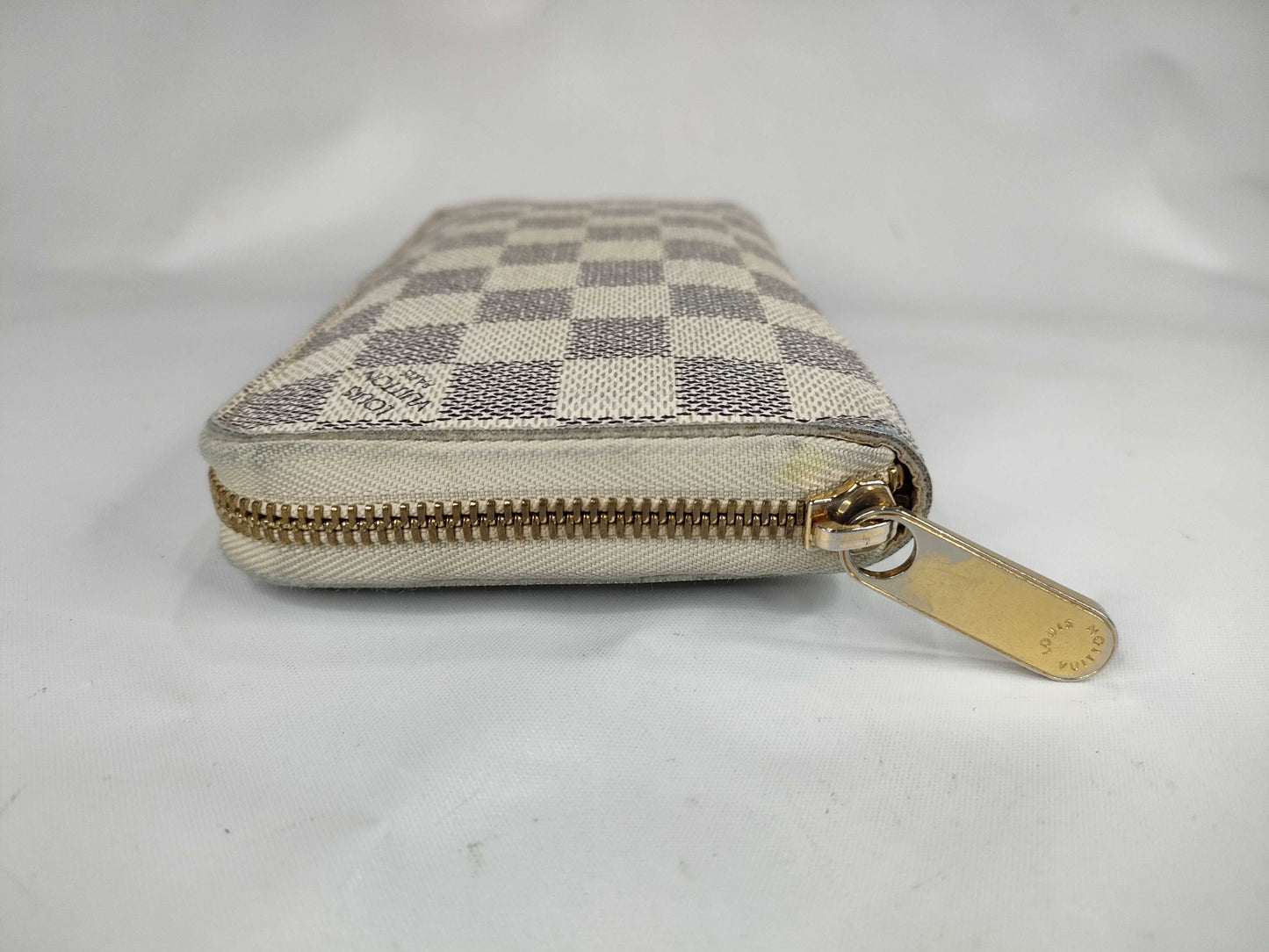 LOUIS VUITTON Damier Azur Zippy Wallet