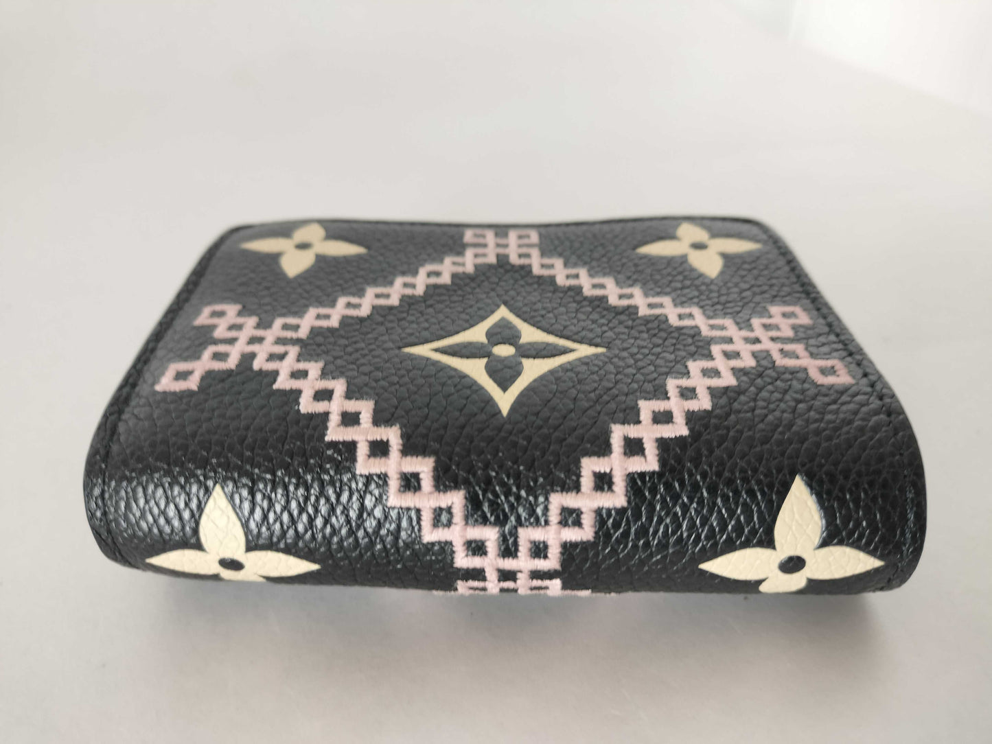 LOUIS VUITTON Monogram Empreinte Louis Vuitton Claire Broderie Monogram Empreinte M81139 RFID Wallet