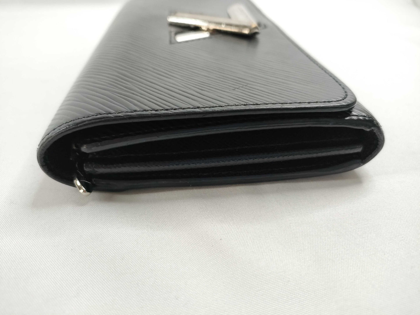 LOUIS VUITTON Epi Twist Noir M68309 RFID Wallet