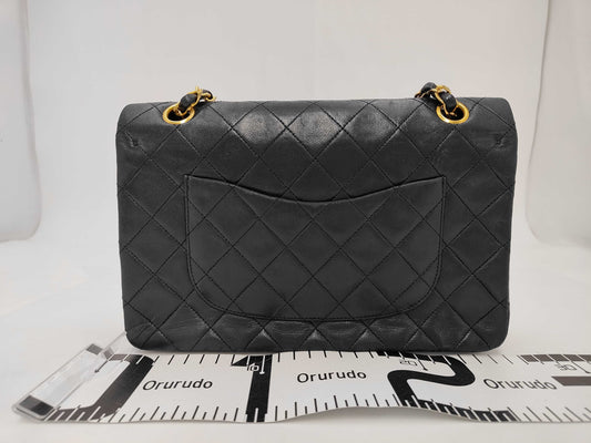 CHANEL shoulder bag