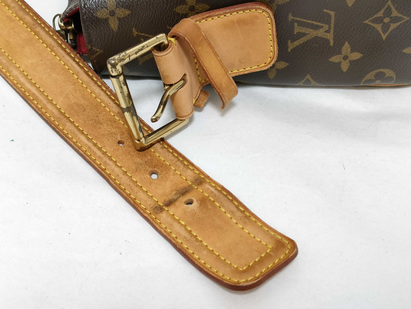 LOUIS VUITTON Monogram Shoulder Bag