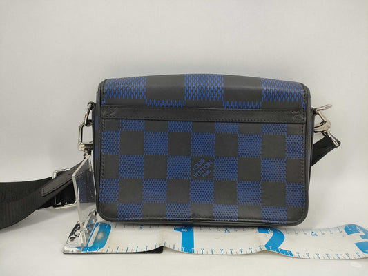 LOUIS VUITTON Damier Infini 3D Studio Messenger Shoulder Bag CA4280
