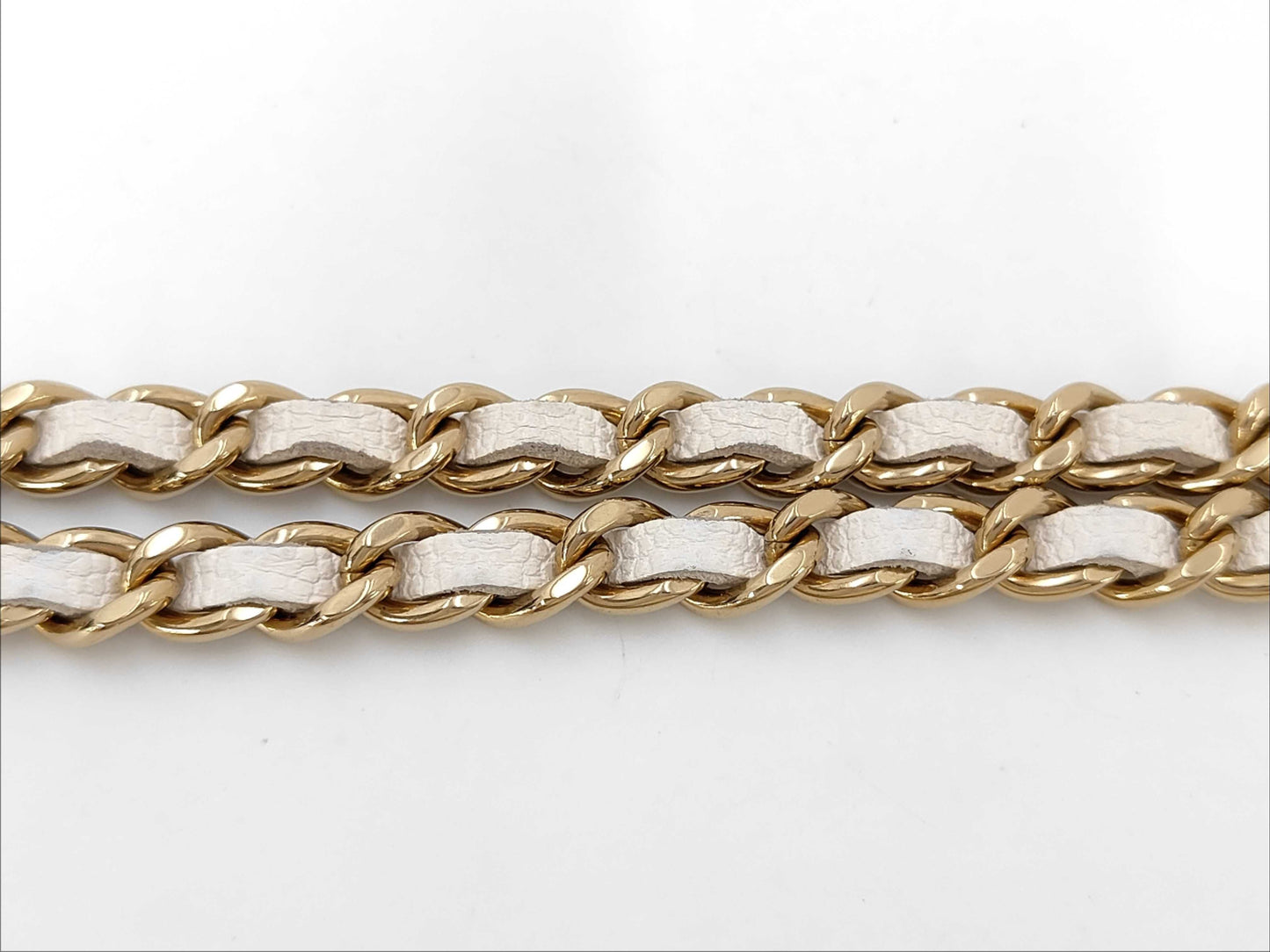 CHANEL Caviar Chain Wallet with IC Plate