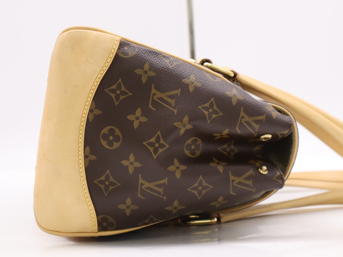 LOUIS VUITTON M40120 Monogram Beverly GM Handbag