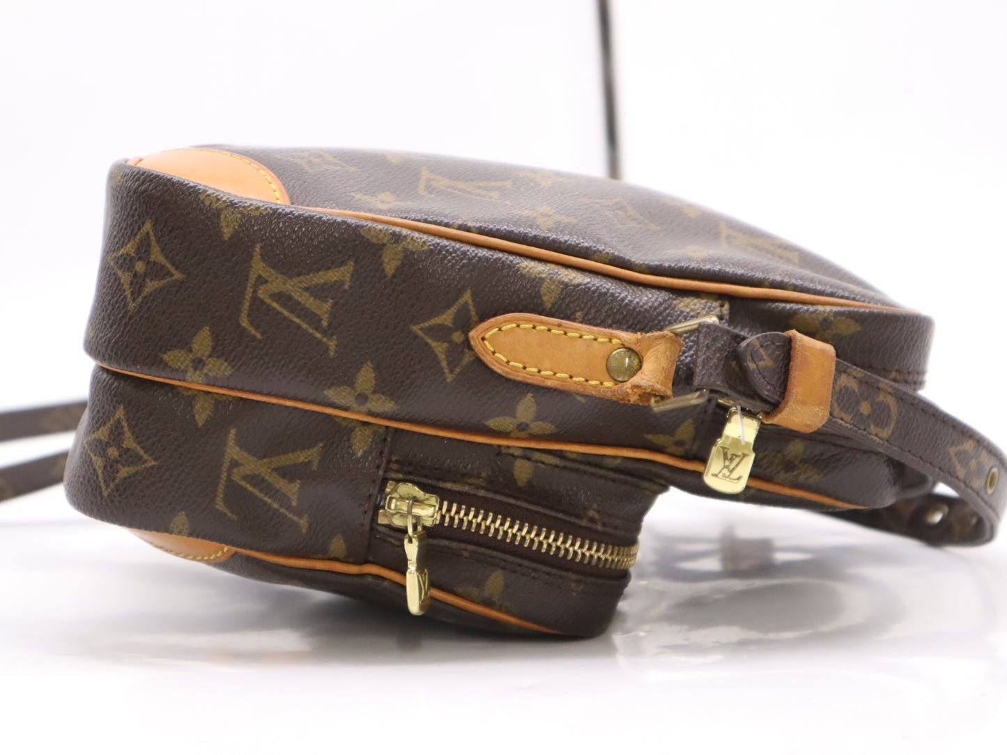 LOUIS VUITTON M45236 Monogram Amazon Shoulder Bag