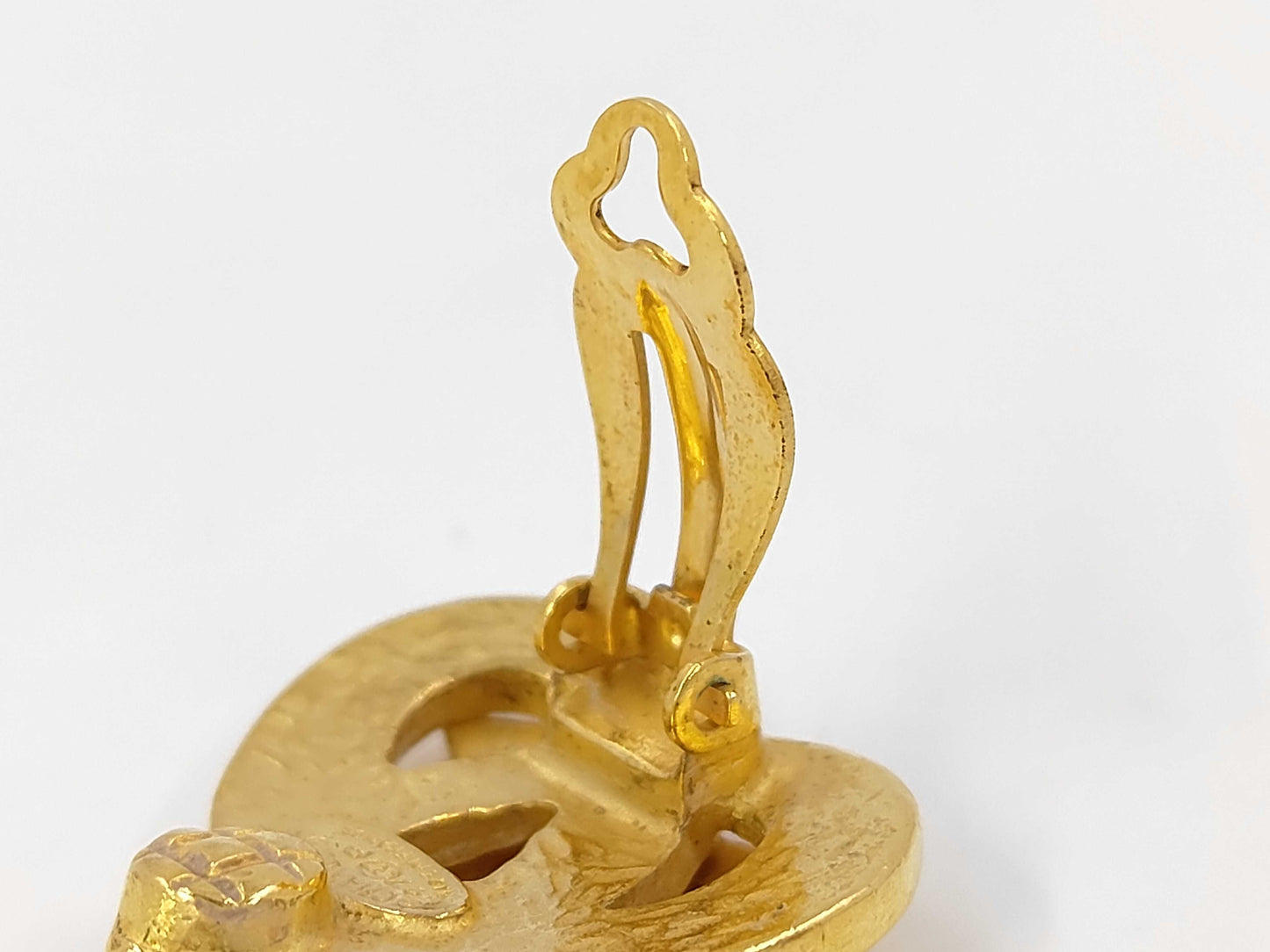 CHANEL Coco Heart Earrings