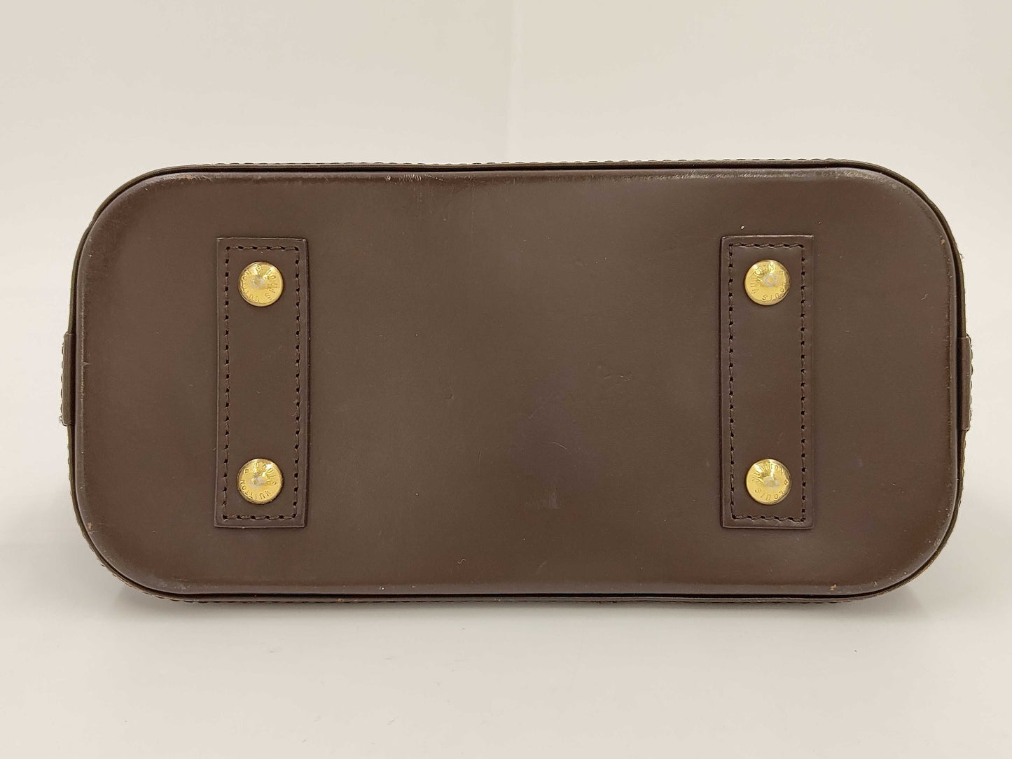 LOUIS VUITTON handbag