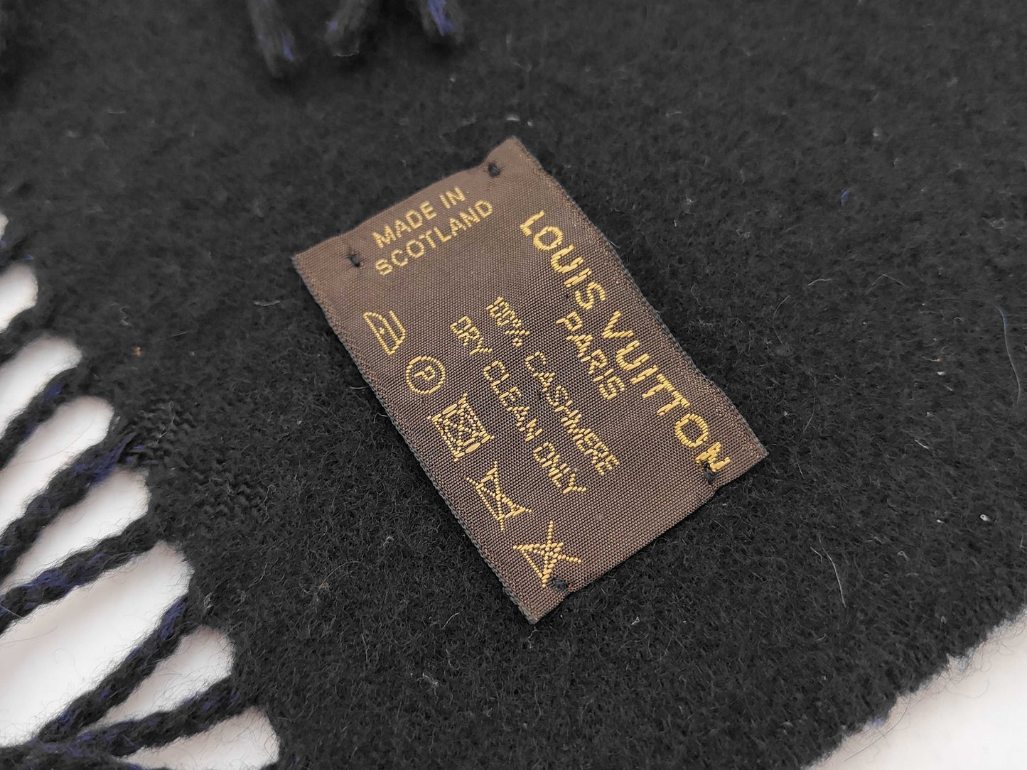 LOUIS VUITTON LOUIS VUITTON Louis Vuitton Cashmere Stole Echarpe Baroda M71295 Scarf