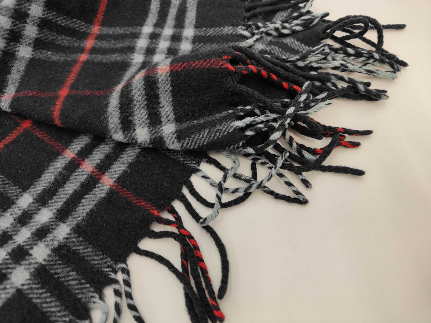 BURBERRY Nova Check Scarf