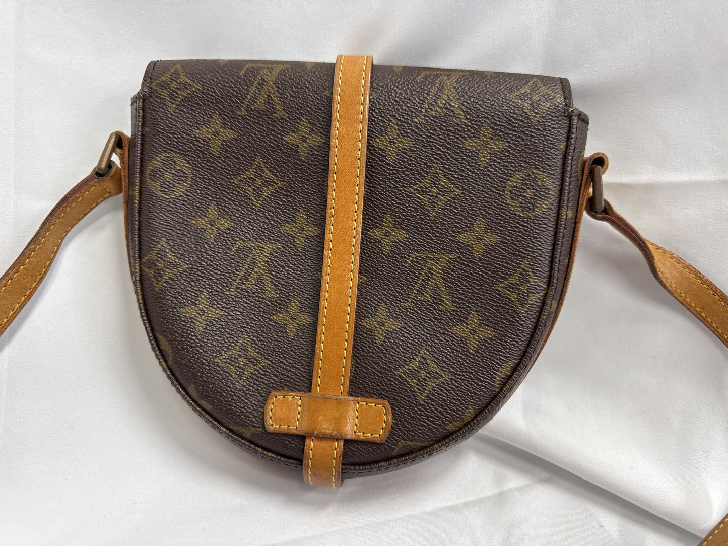 LOUIS VUITTON Chantilly PM Shoulder Bag
