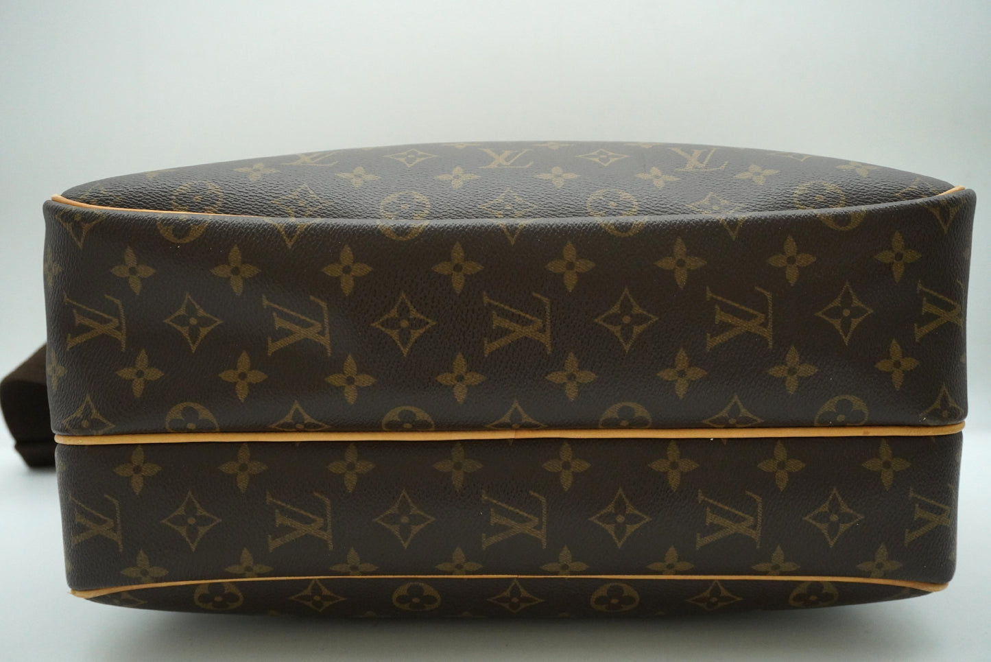 LOUIS VUITTON Monogram Reporter GM M45252 Shoulder Bag