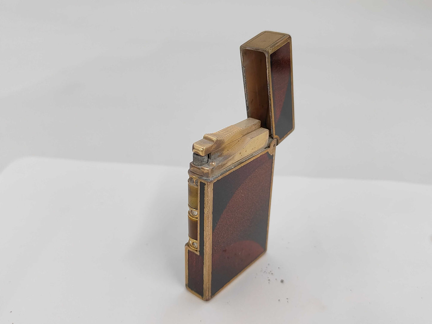 S.T. DuPont S.T. DuPont Rhinestone Lighter Lighter