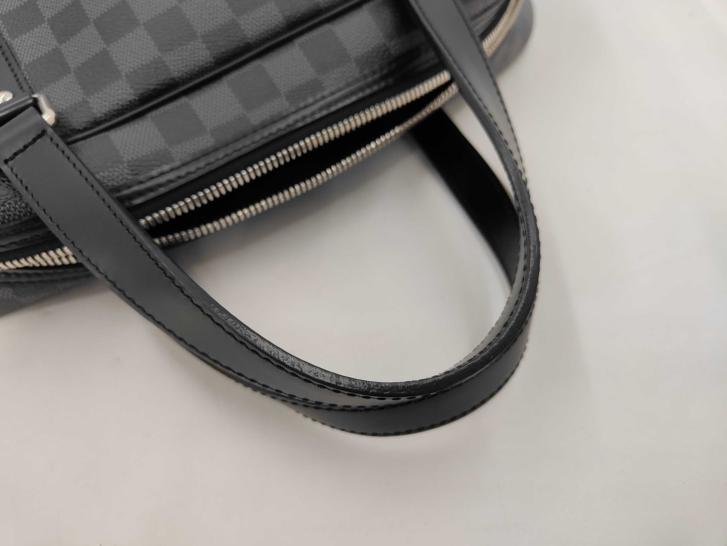 LOUIS VUITTON Damier Graphite N48118 Yorn Handbag