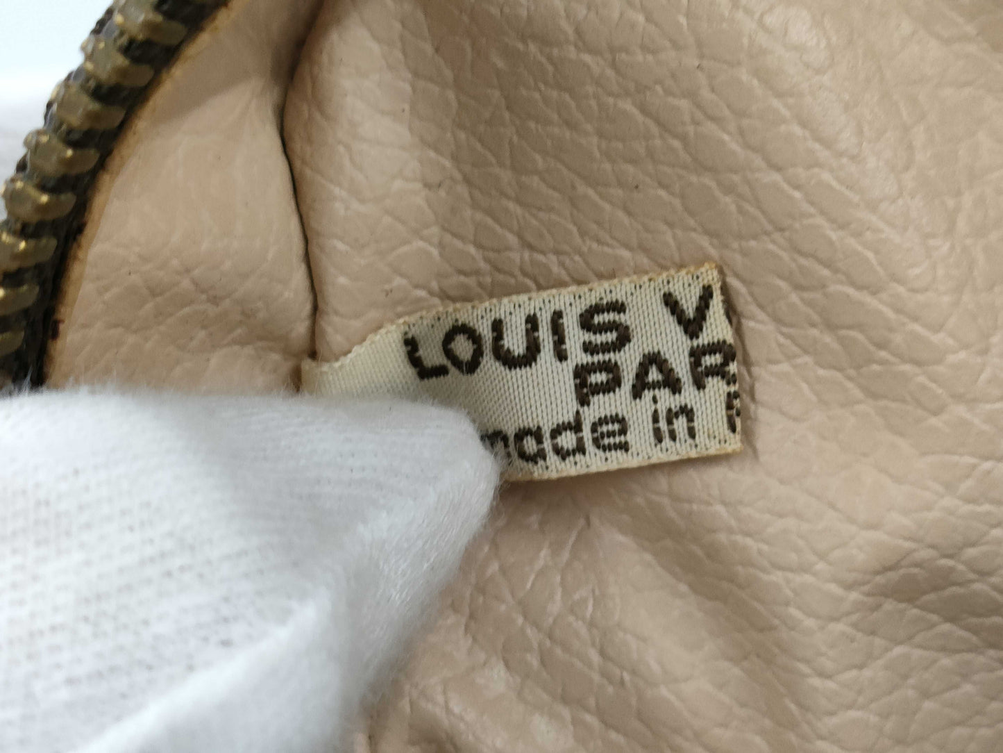 LOUIS VUITTON Monogram True Toilet 23 Pouch
