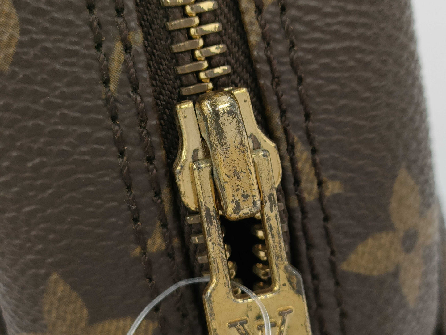 LOUIS VUITTON Monogram True Toilet 23 Pouch
