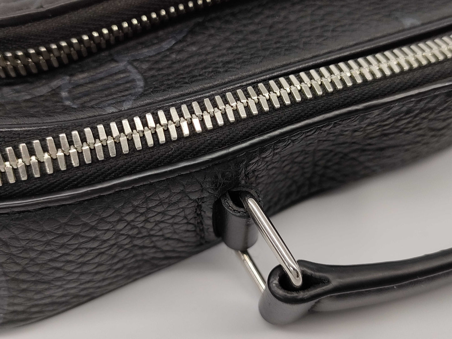 LOUIS VUITTON Monogram M57287 Flight Case Monogram Giant Handbag