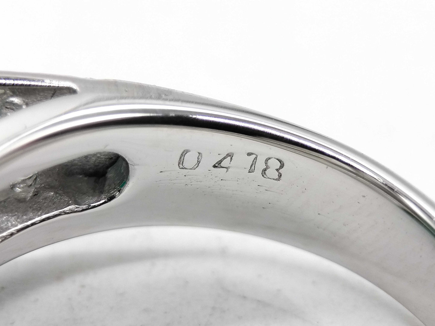 E4.36ct D0.418ct Pt900 9.3g Ring