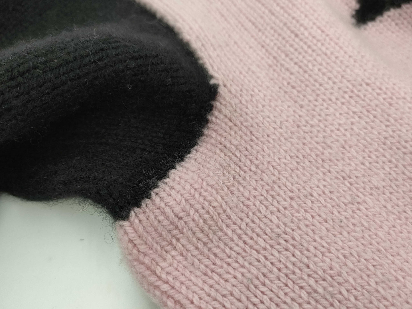CHANEL sweater top