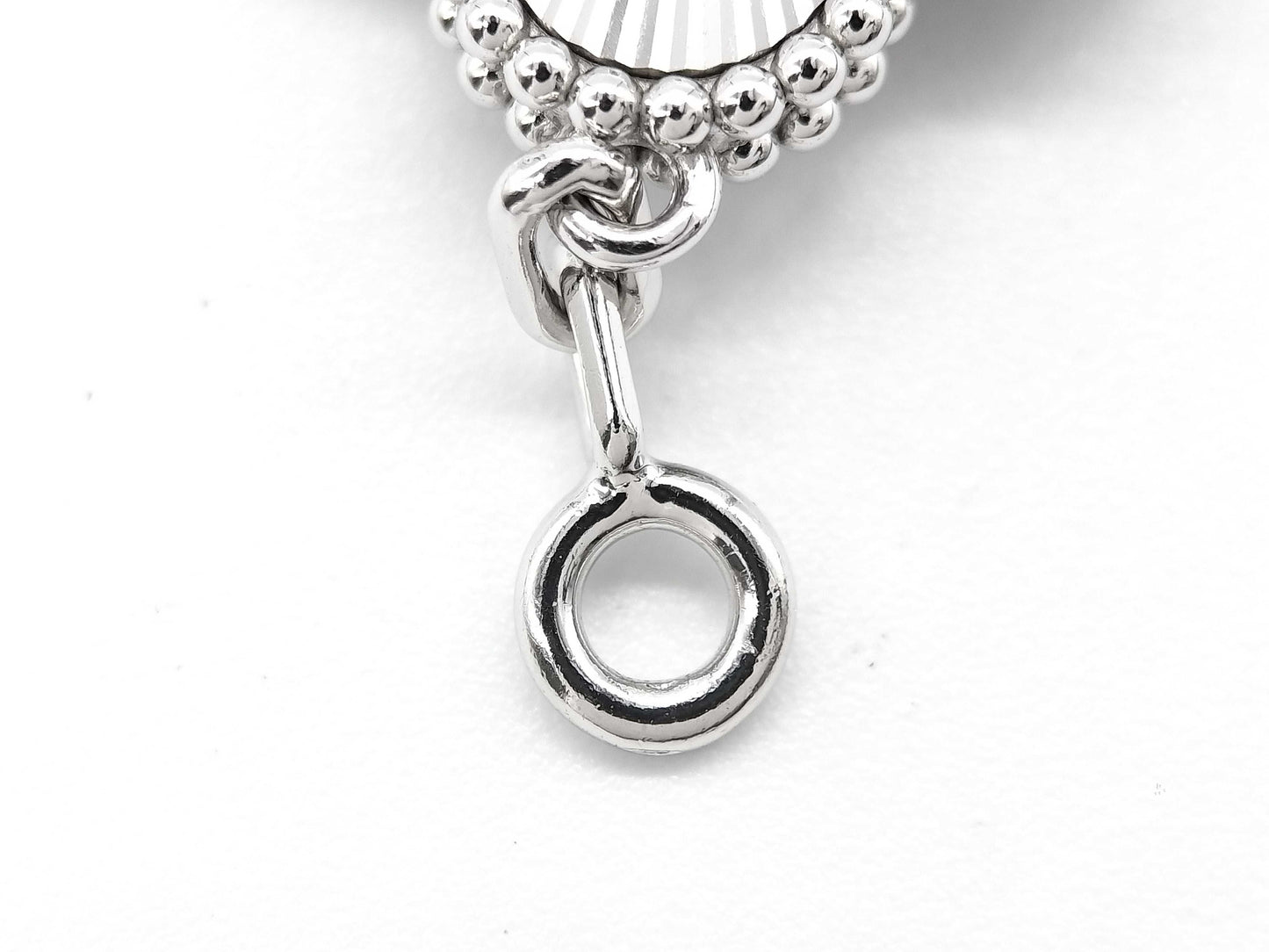 Van Cleef & Arpels Vintage Alhambra Guilloched 5-Piece Bracelet in Au750, 19.5g