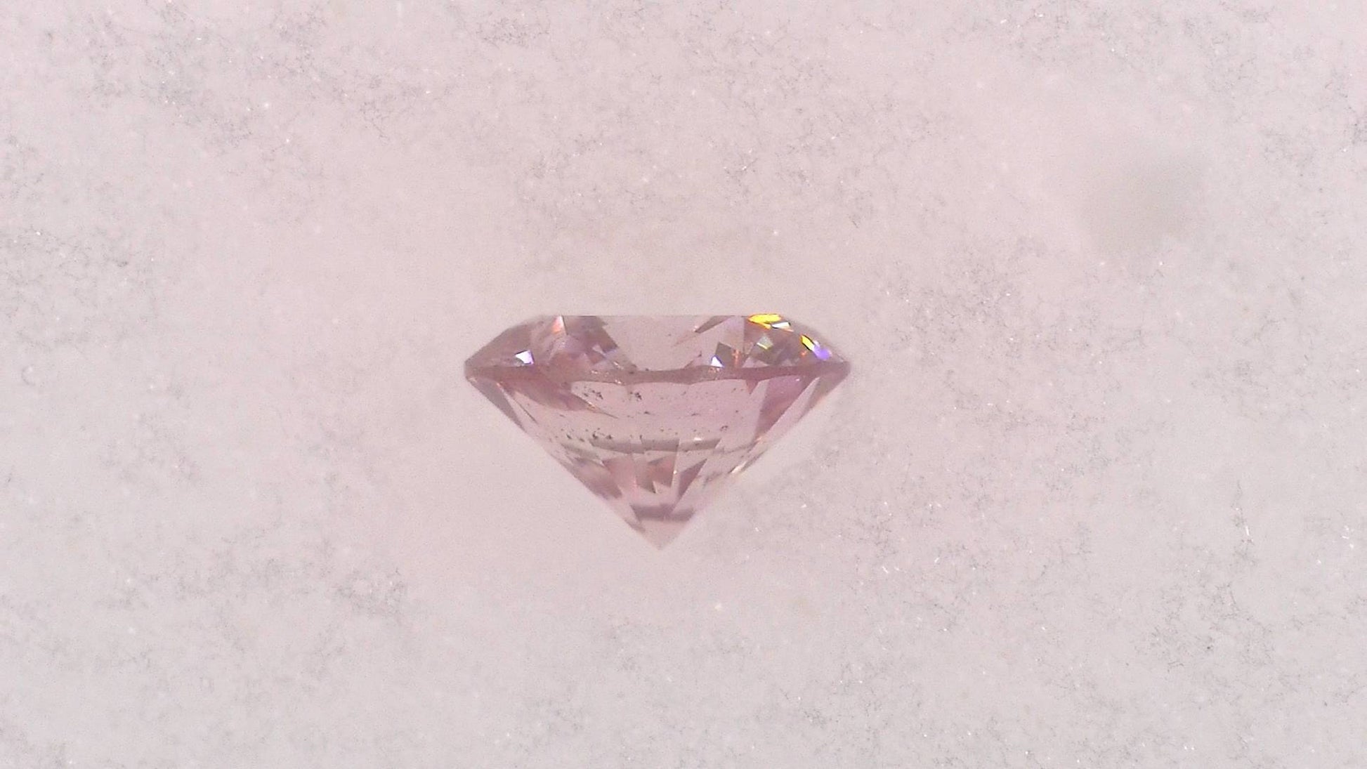 0.042ct FANCY PINK I-1 ****/GD/GD MEDIUM BLUE NATURAL 2.22-2.26X1.36mm RD Diamond Loose