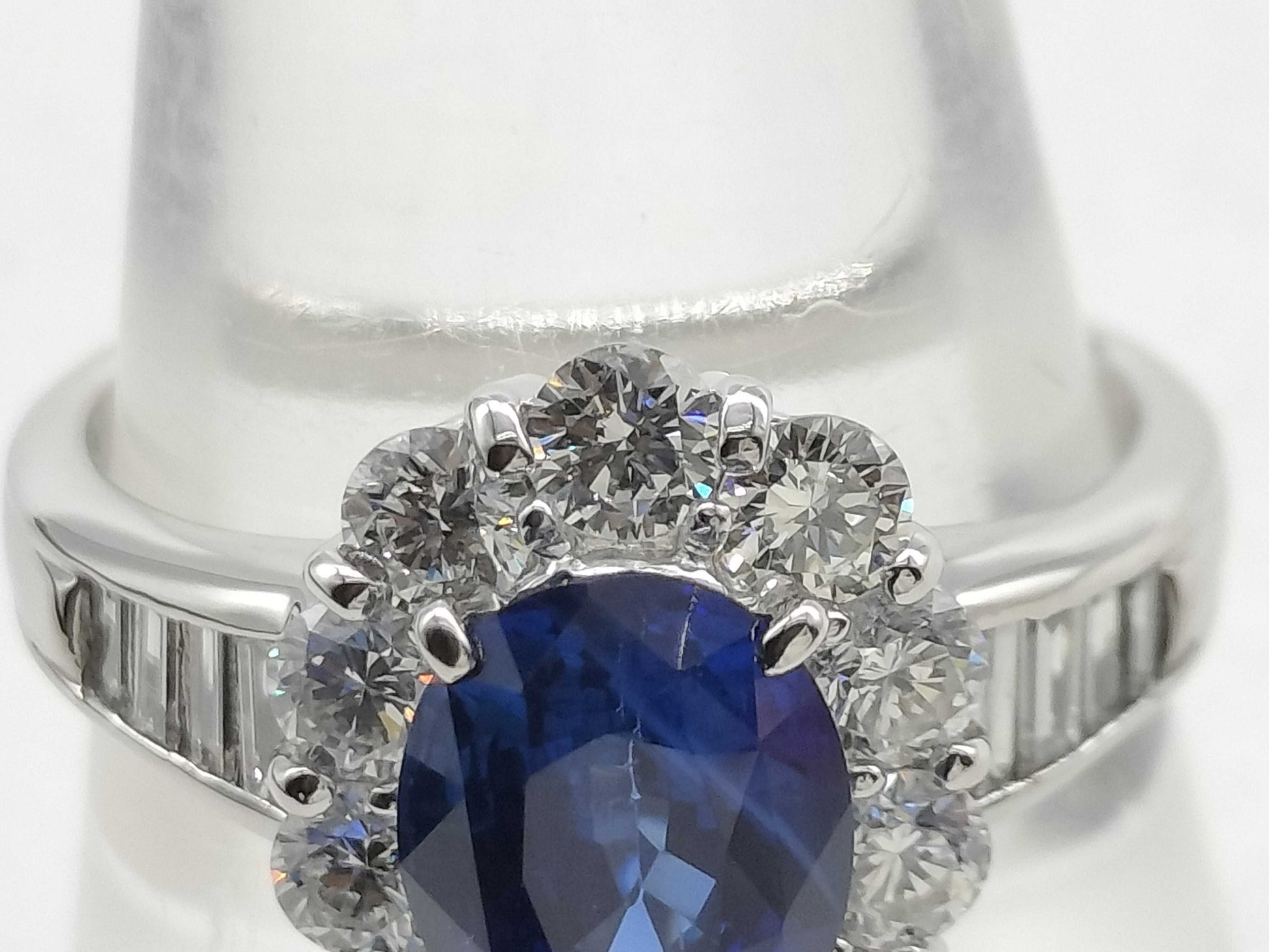 S2.461ct D1.32ct PT900 6.7g Ring