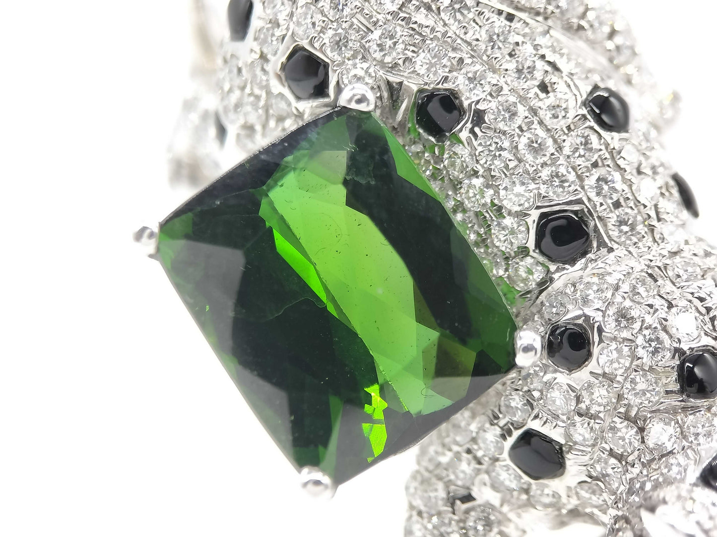 TL5.59ct G0.06ct D2.60ct K18WG 20.1g Ring