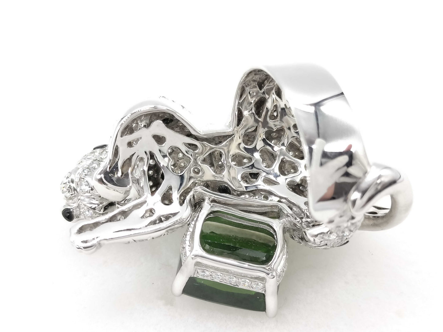 TL5.59ct G0.06ct D2.60ct K18WG 20.1g Ring