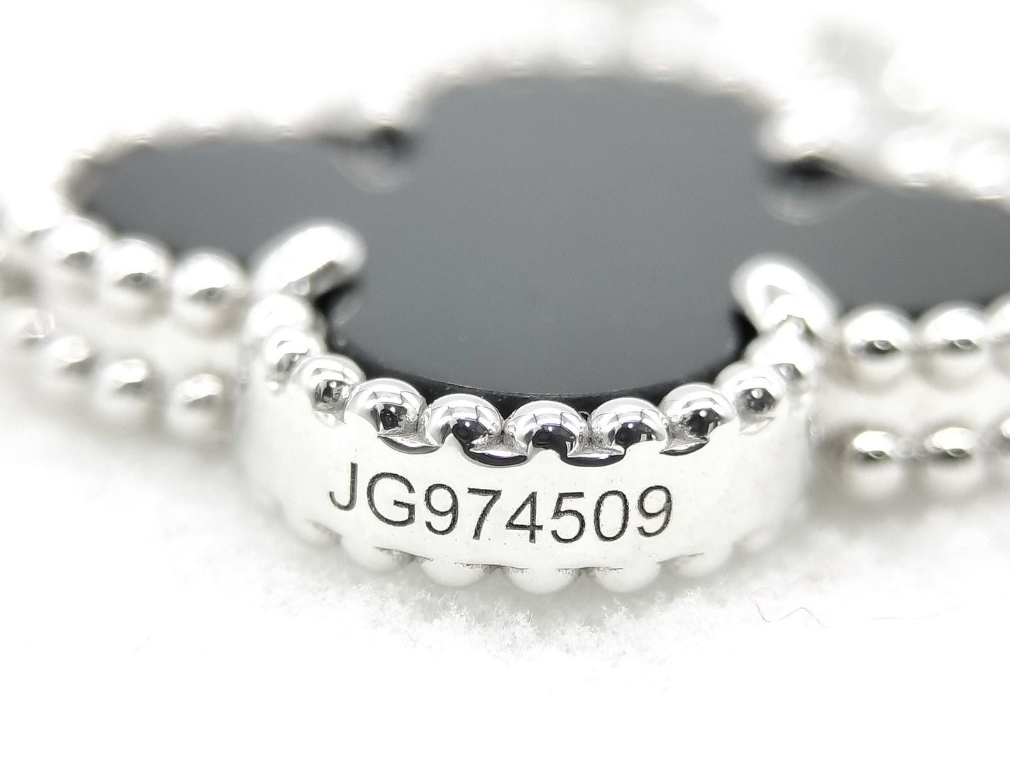 Van Cleef & Arpels Vintage Alhambra 5-Piece Onyx and Diamond Bracelet in Gold and White Gold , 12.8g