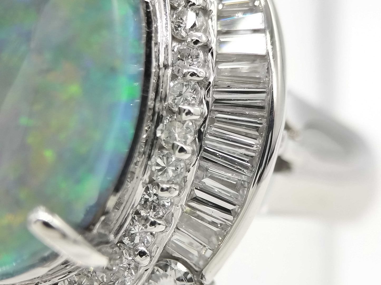 Black Opal 5.50ct D1.481ct PT900 14.3g Ring