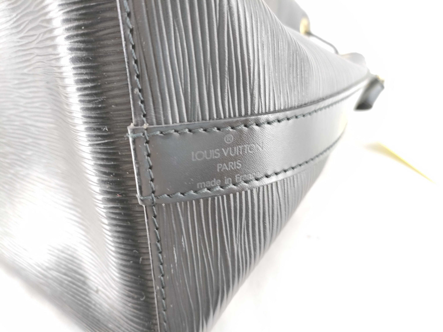 LOUIS VUITTON Epi Petit Noe Black Shoulder Bag