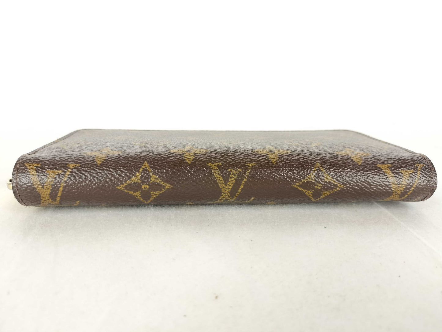 LOUIS VUITTON Monogram Zippy Wallet Monogram Wallet