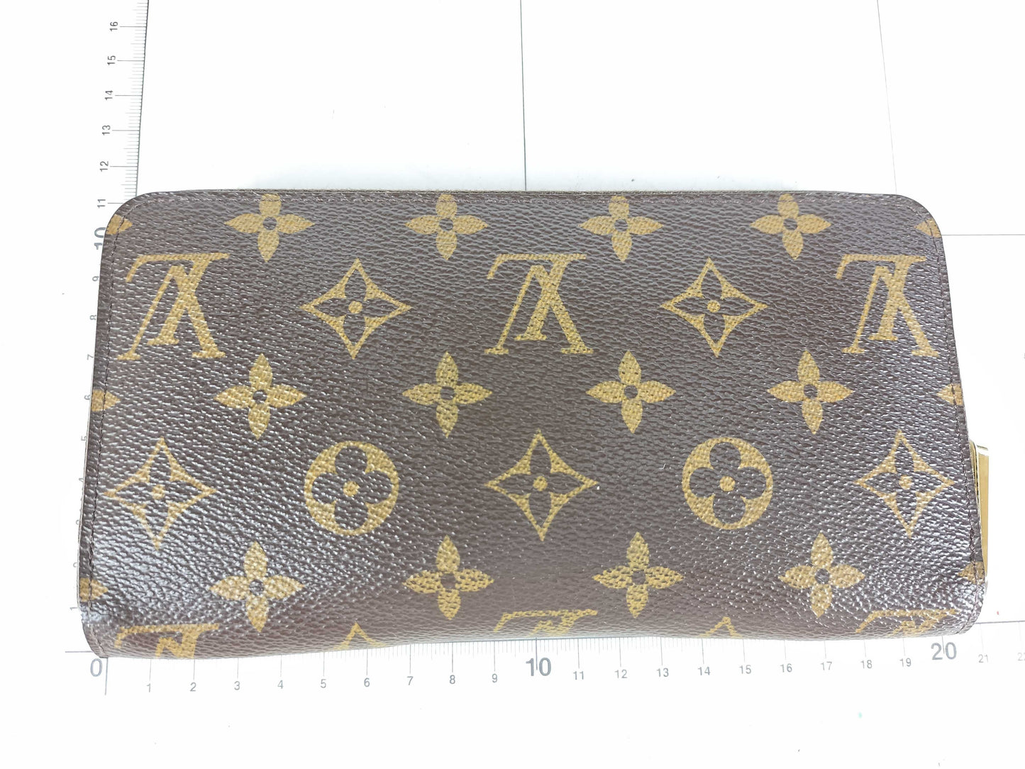LOUIS VUITTON Monogram Zippy Wallet Monogram Wallet