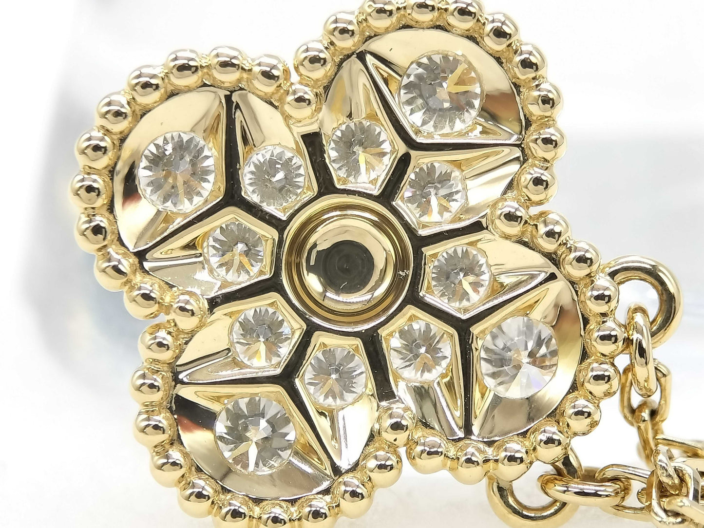 Van Cleef & Arpels Vintage Alhambra Diamond Necklace in Yellow Gold and Au750, 5.7g