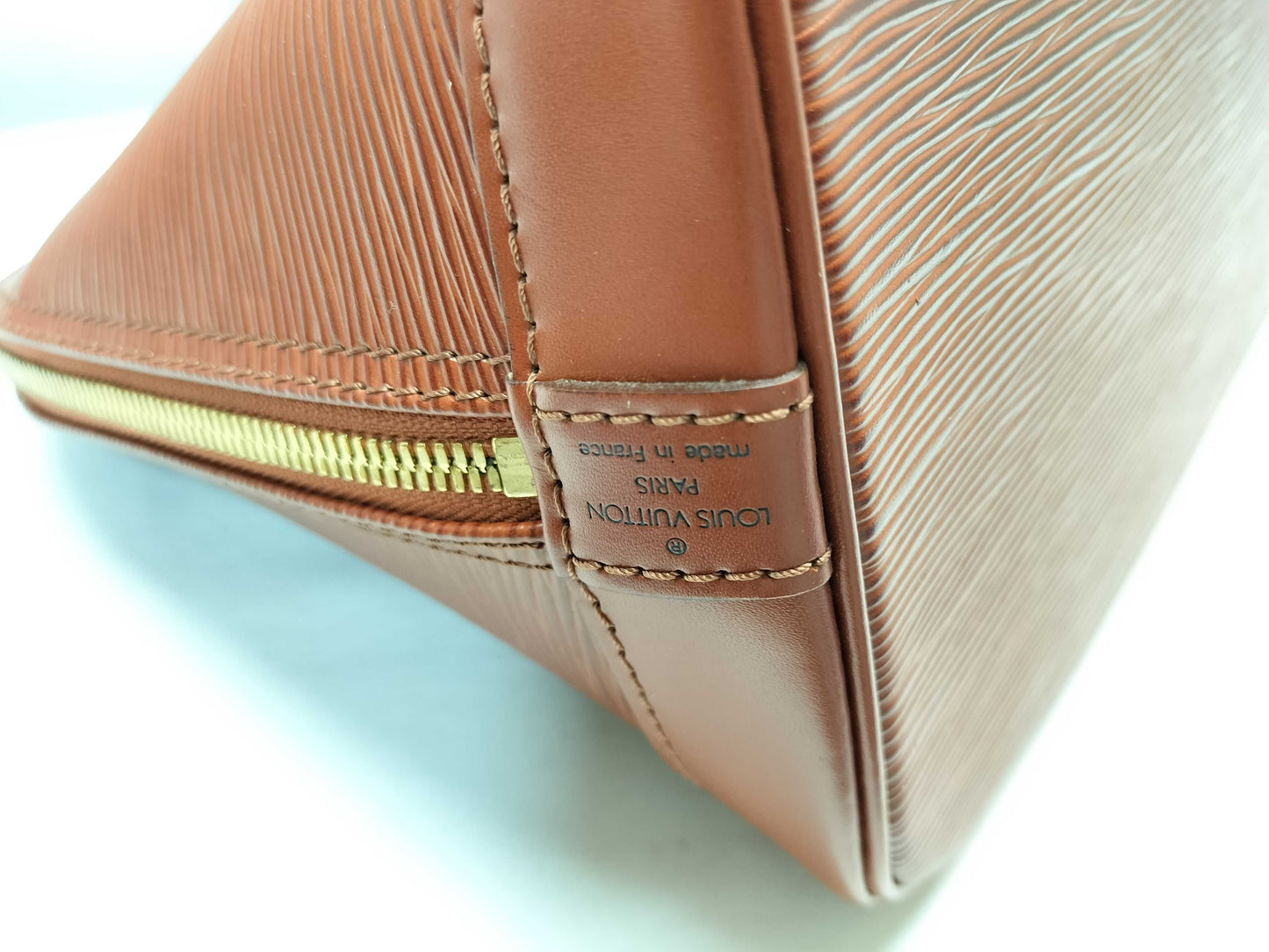 LOUIS VUITTON M5280M Epi Alma Handbag Handbag