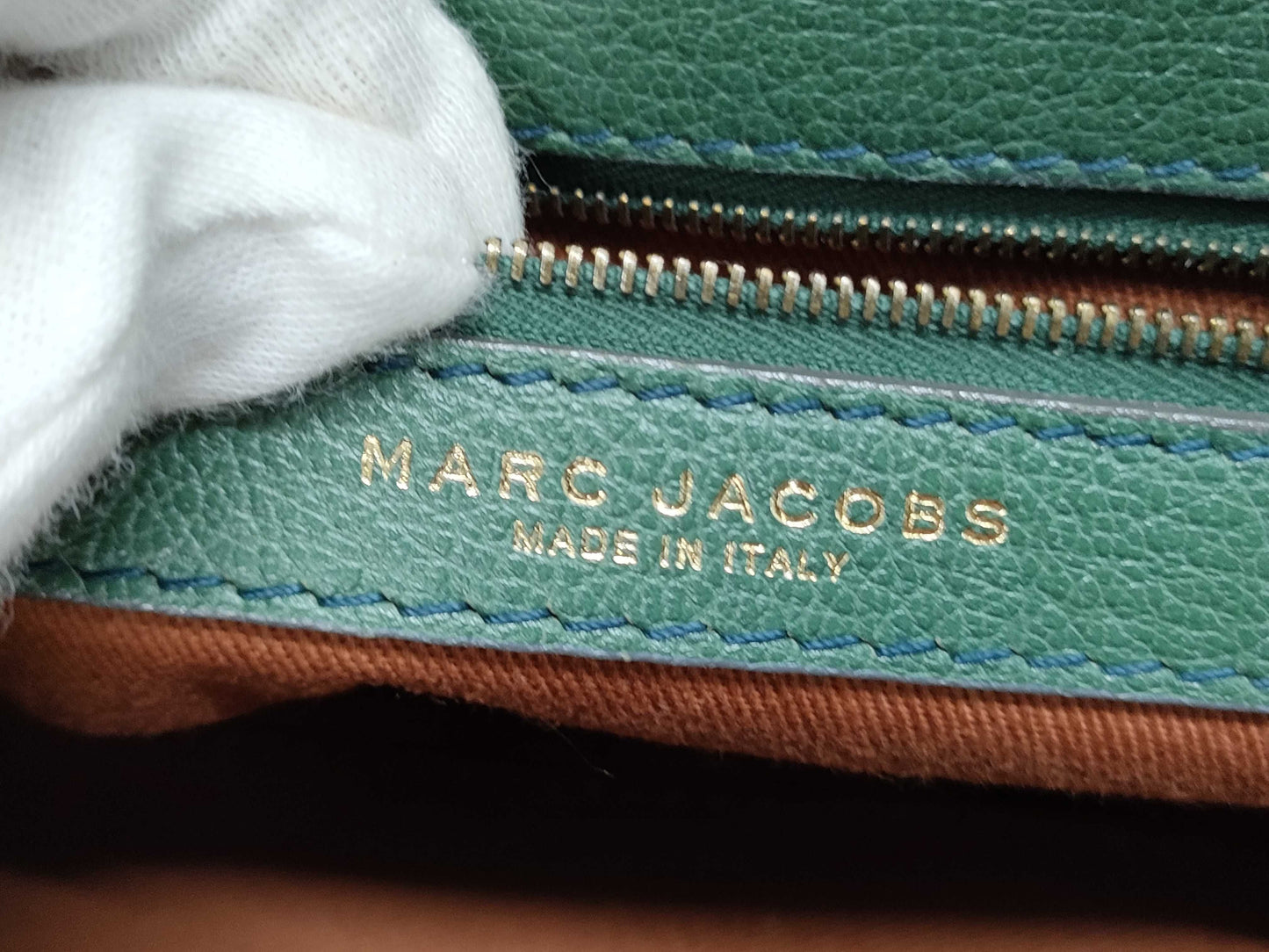 MARC JACOBS Chain Clasp Handbag