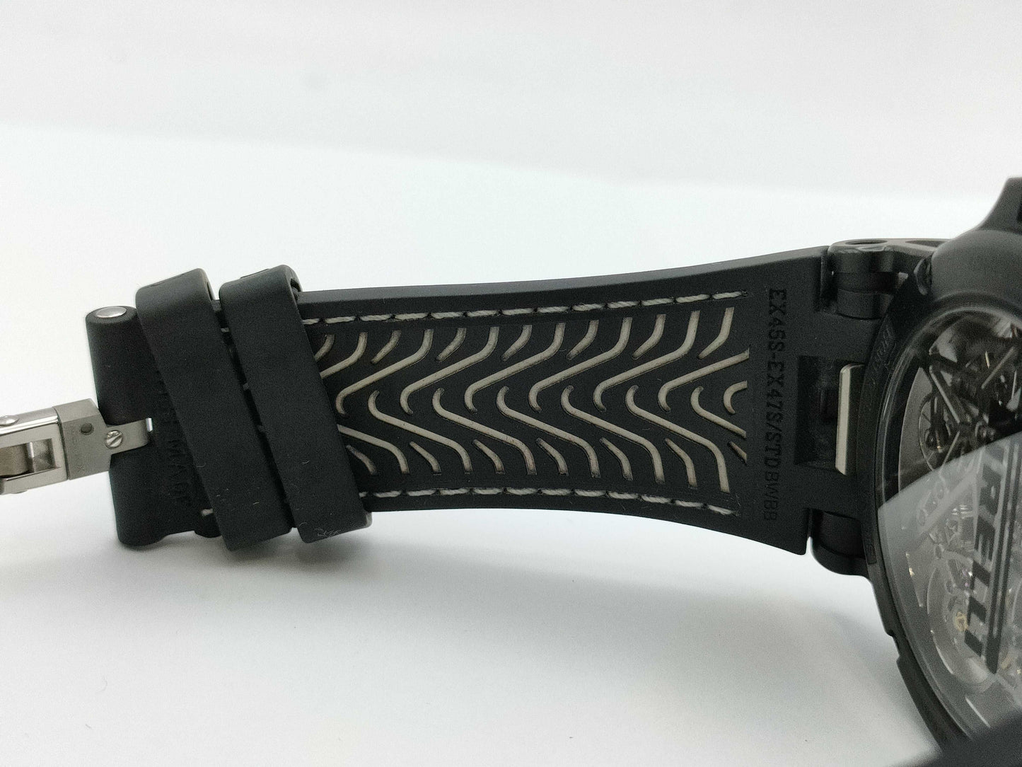 ROGER DUBUIS DBEX0826 M063NK 88460 Men's Watch