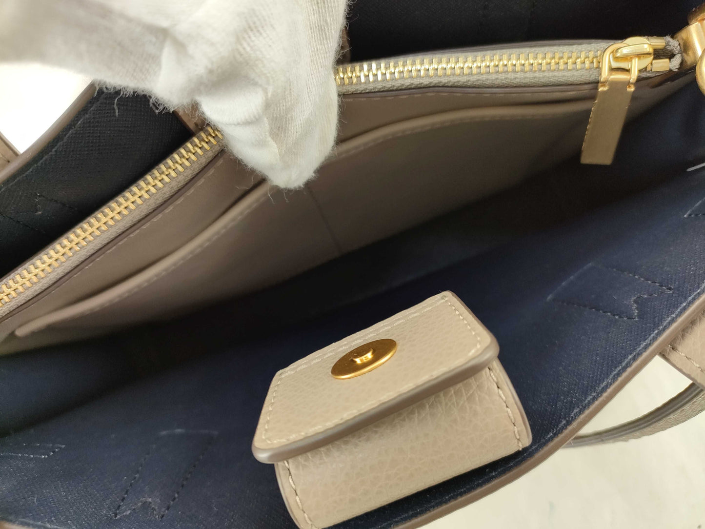 Tory Burch 2-Way Shoulder Bag/Handbag