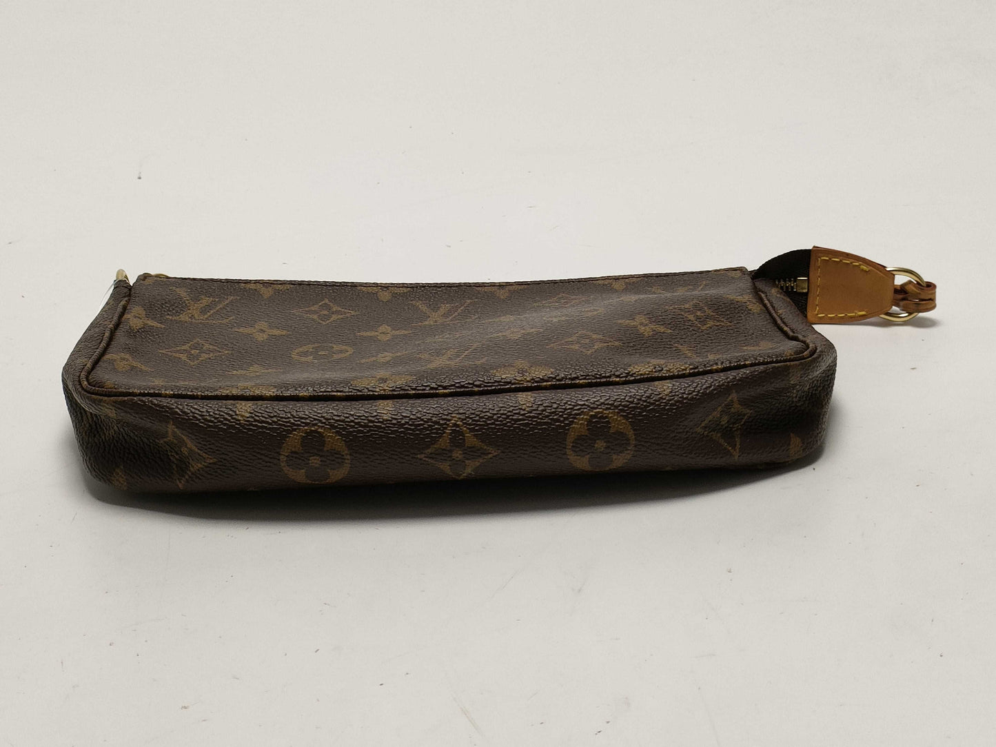 LOUIS VUITTON Monogram M40712 Pochette Accessoires Pouch