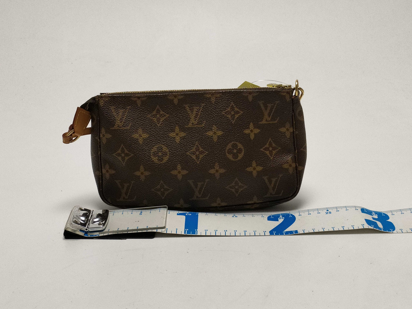 LOUIS VUITTON Monogram M40712 Pochette Accessoires Pouch