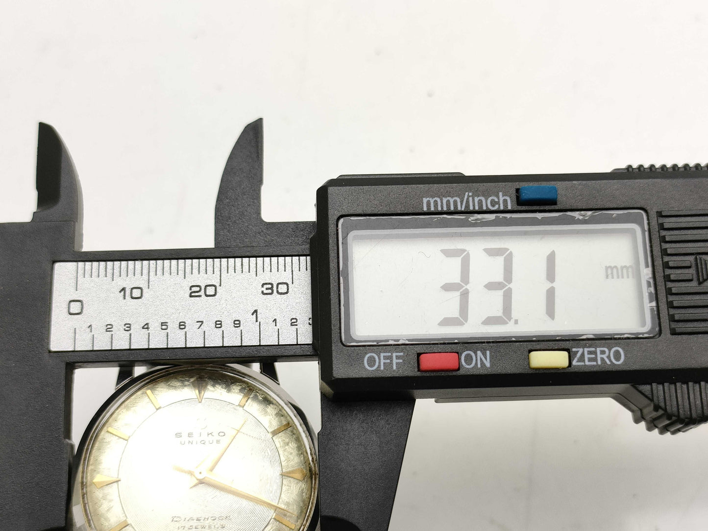 SEIKO Unique J14004A Boys' Watch