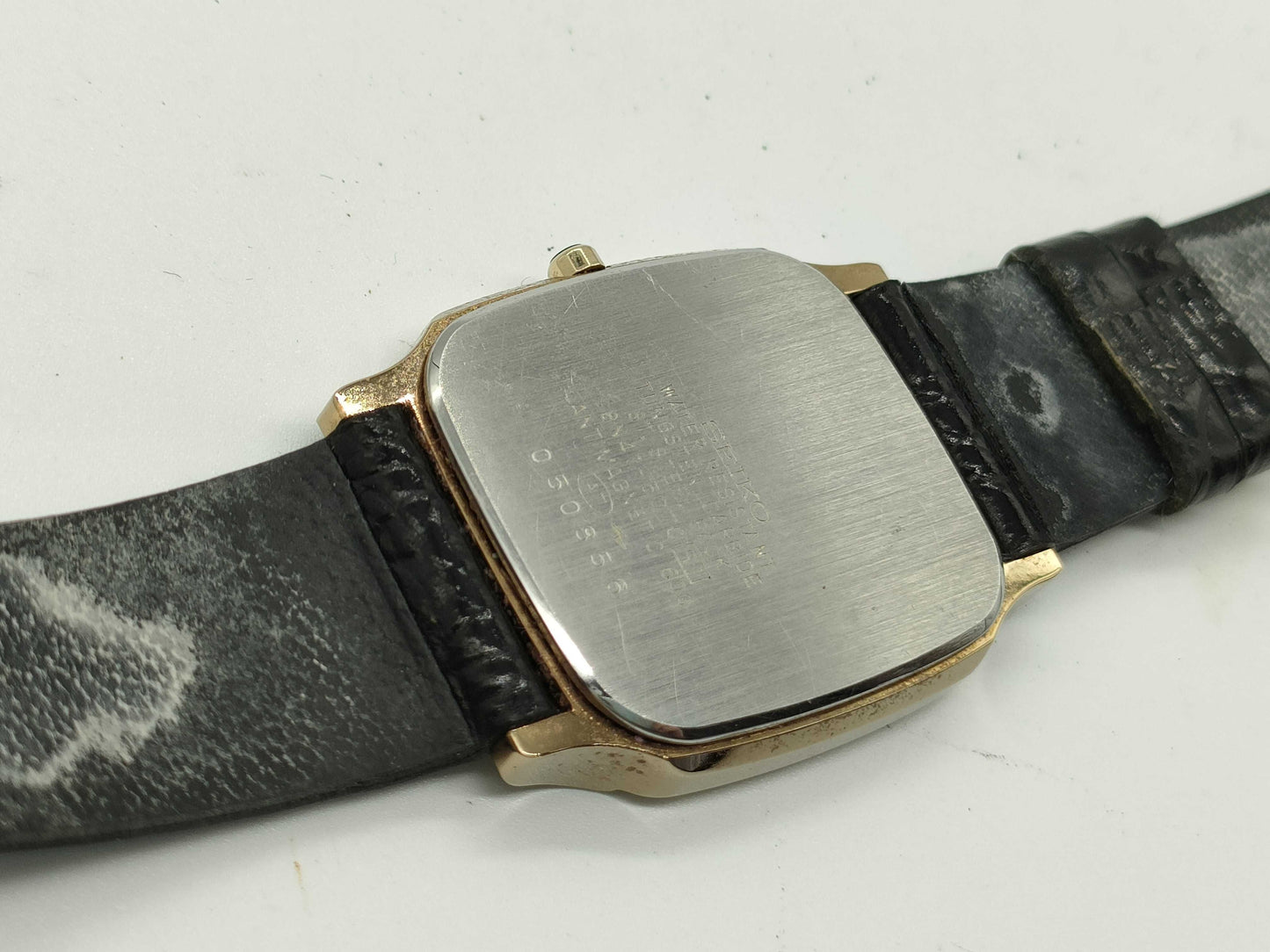 SEIKO 8N41-5070 Women's Watch