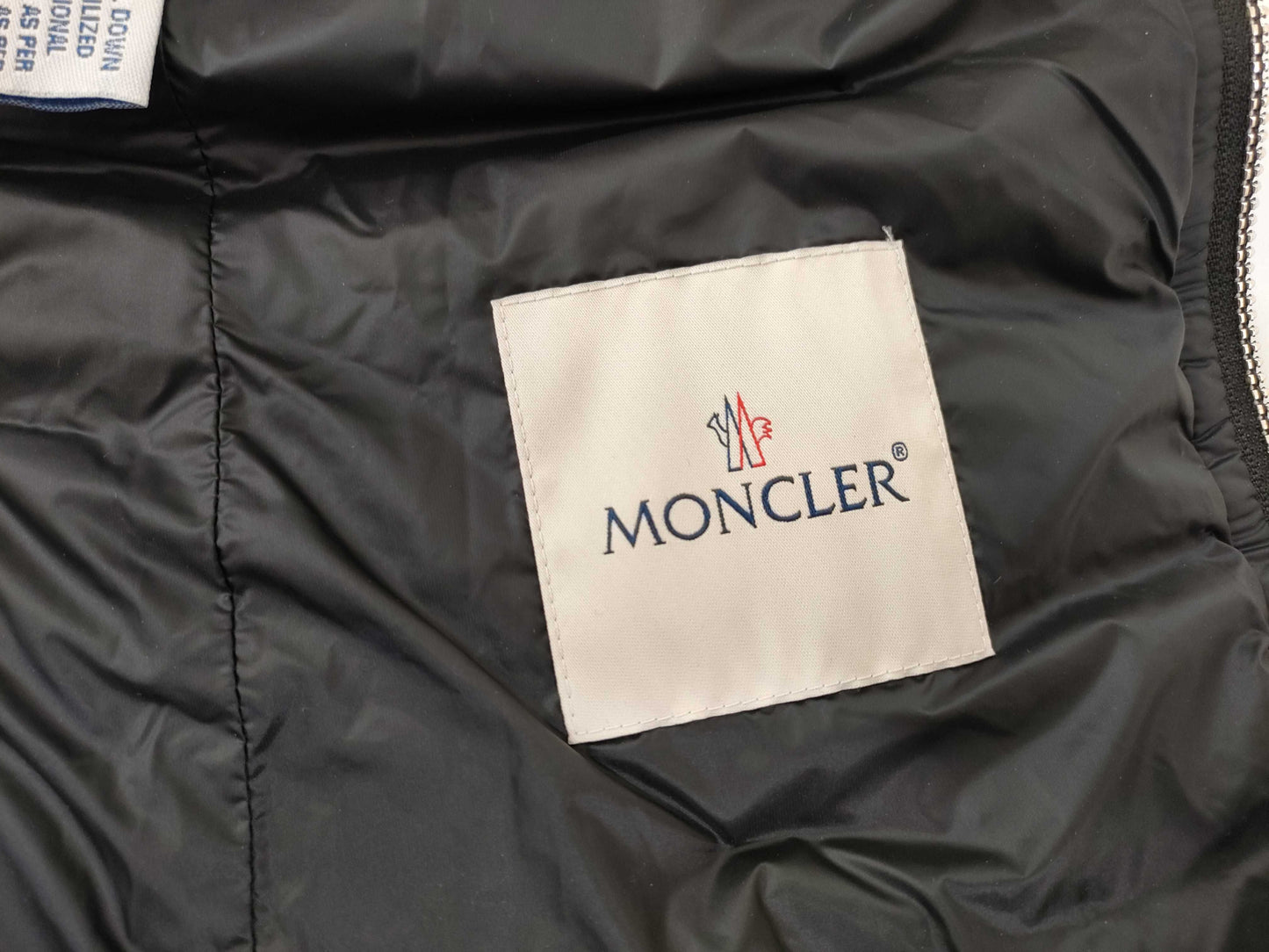 MONCLER LONGUE SAISON coat