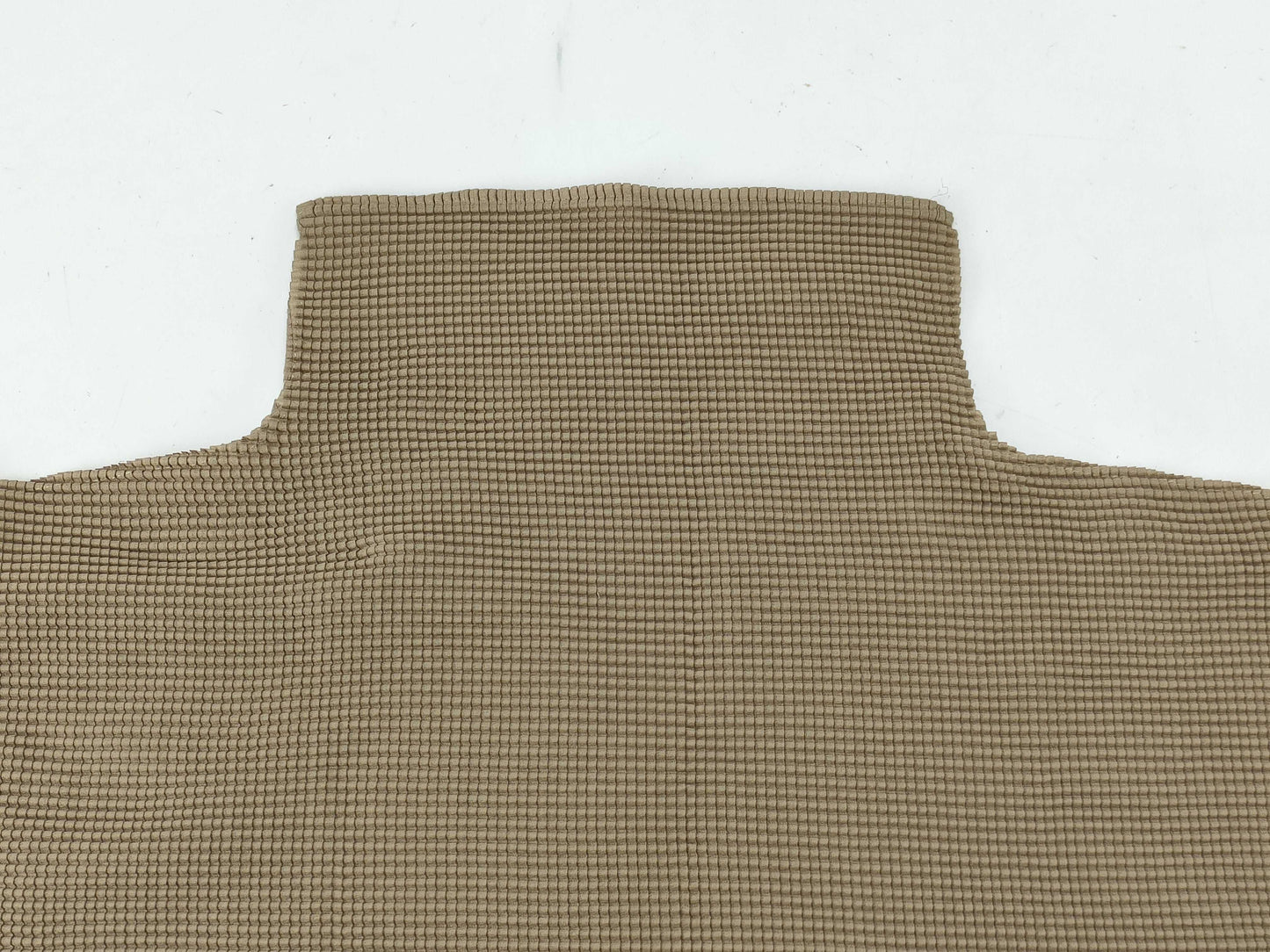 ISSEY MIYAKE ME Tops Brown Solid Tops