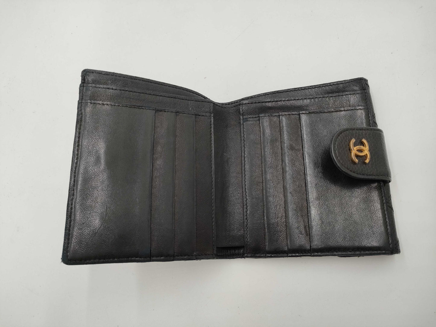 CHANEL Caviar Skin Coco Hardware Compact Wallet