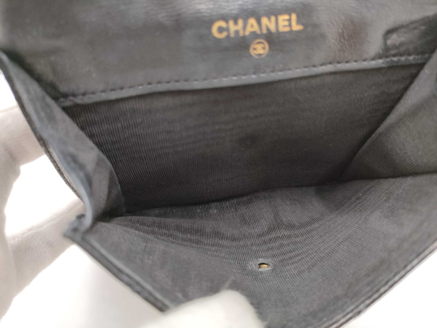 CHANEL Caviar Skin Coco Hardware Compact Wallet
