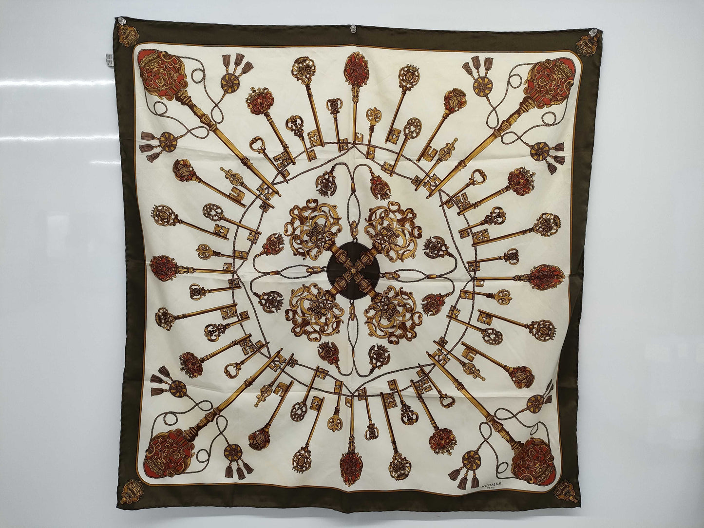 HERMES Carré Key Scarf