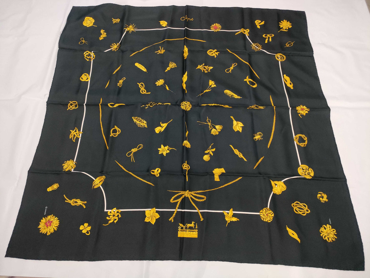 HERMES Carre Clips Scarf