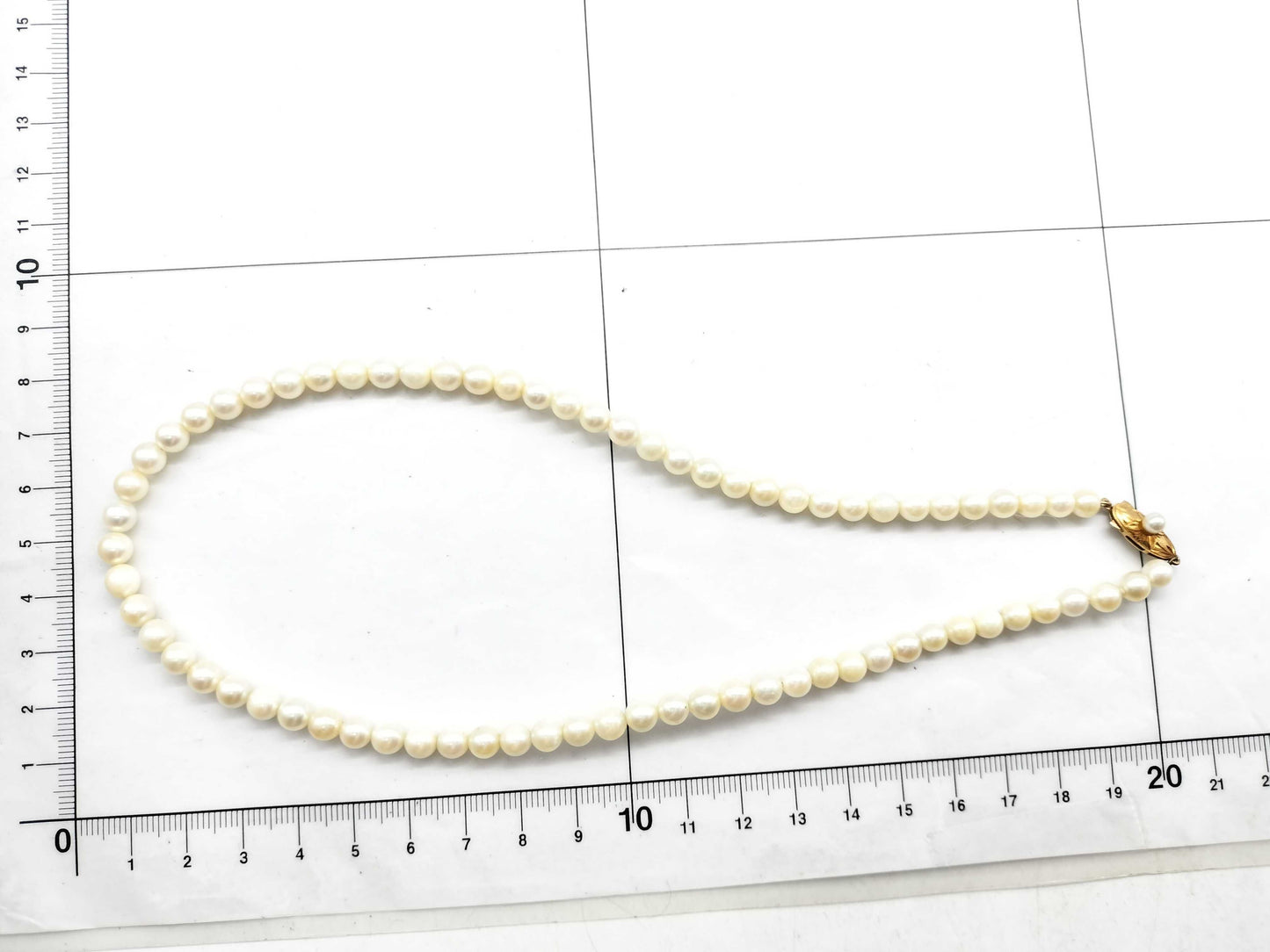 Akoya pearl necklace, diameter approximately 5.3mm-5.9mm, 18K gold, 21.4g