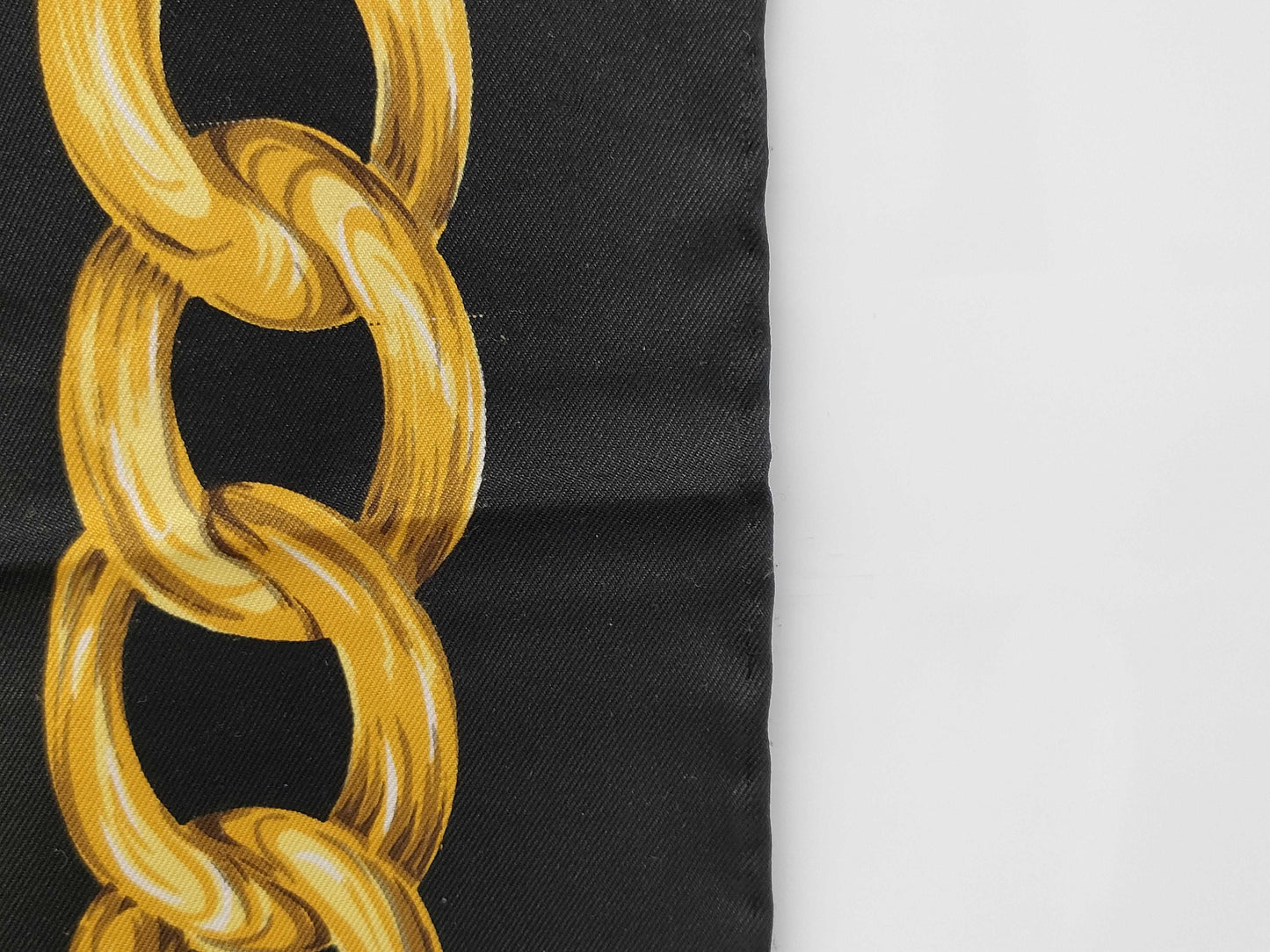CHANEL 31 RUE CAMBON black scarf