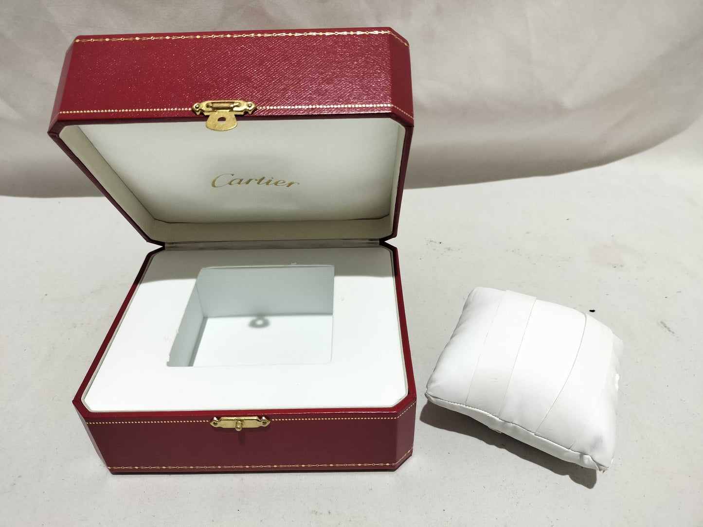 Tiffany & Co. Tiffany/Cartier/Omega etc. with accessories, including empty boxes *4 Other accessories